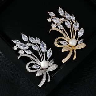 胸针别针高档女胸花奢华配饰气质西装 配 大气珍珠新款 精致水晶时尚