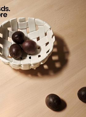 丹麦ferm LIVING陶瓷编织收纳碗盘 水果盘零食置物收纳篮子摆件