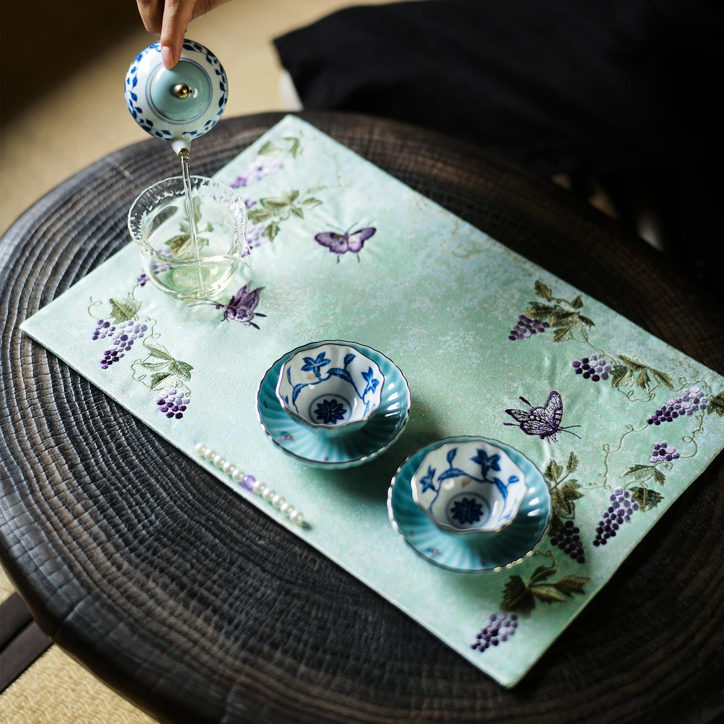 七月长手工茶席 双面刺绣茶道垫布 清朝格格系列复古国风茶旗茶垫