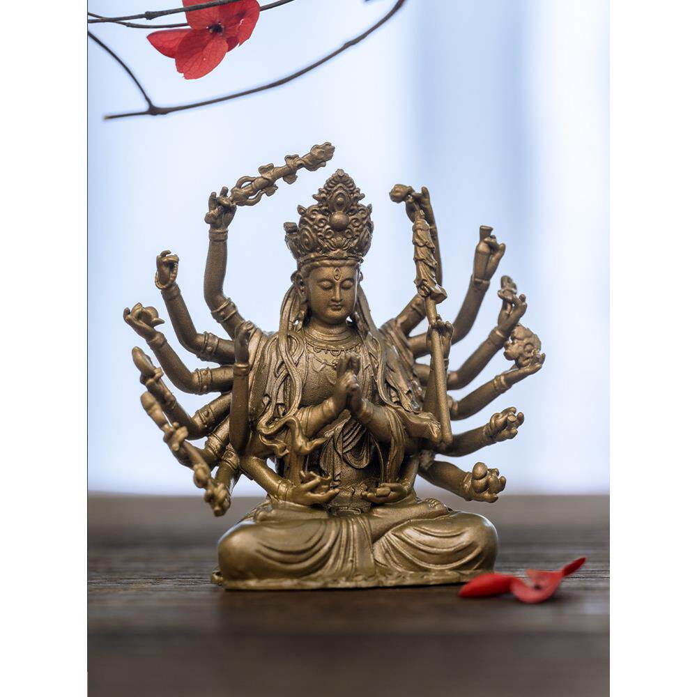 简修行覆古准提菩萨像准提佛母像摆件黄铜随身佛像精致禅意装饰品