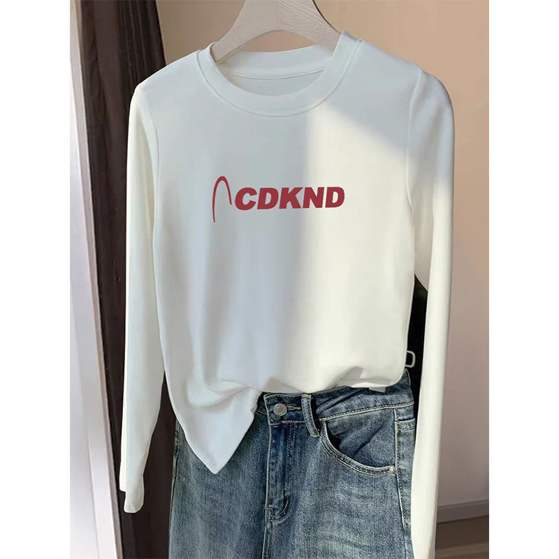 白色正肩长袖T恤女春秋2026新款显瘦短款内搭打底衫上衣早秋