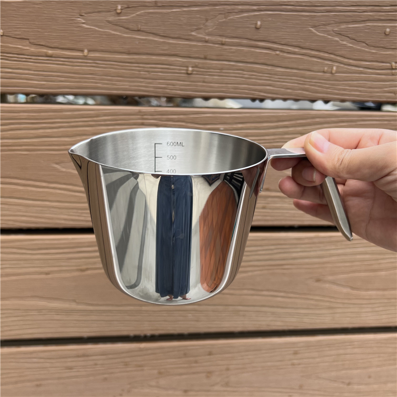 一体加厚18-10不锈钢量杯烘焙杯咖啡壶带刻度早餐小锅迷你奶锅