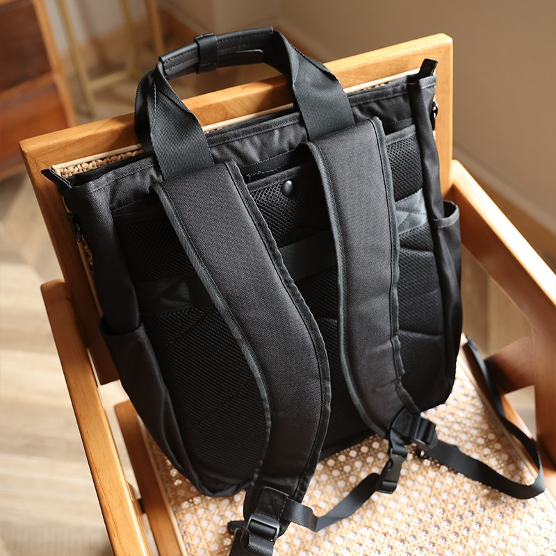 轻度防水通勤双肩揹包 32X11X38CM适用15寸笔记本电脑包 青年男女