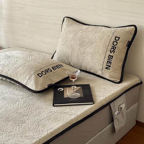 2025夏季冰丝凉席A类母婴级空调软席子可机洗凉感床笠款床上用品