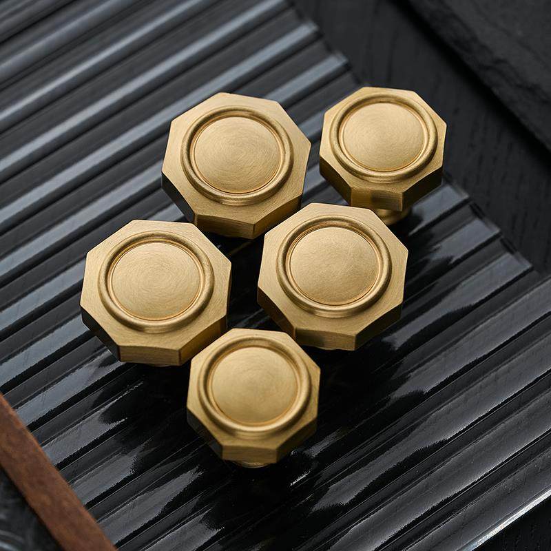 屿铜黄铜拉手法式覆古单孔衣柜门抽屉整体橱柜轻奢家俱高端柜门把