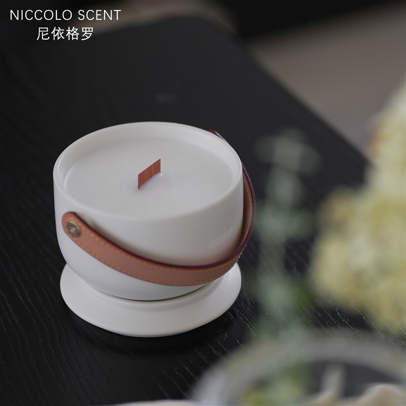 尼依格罗[陶瓷系列]2q50g白噪音白瓷香薰蜡烛送礼高级家用持久香