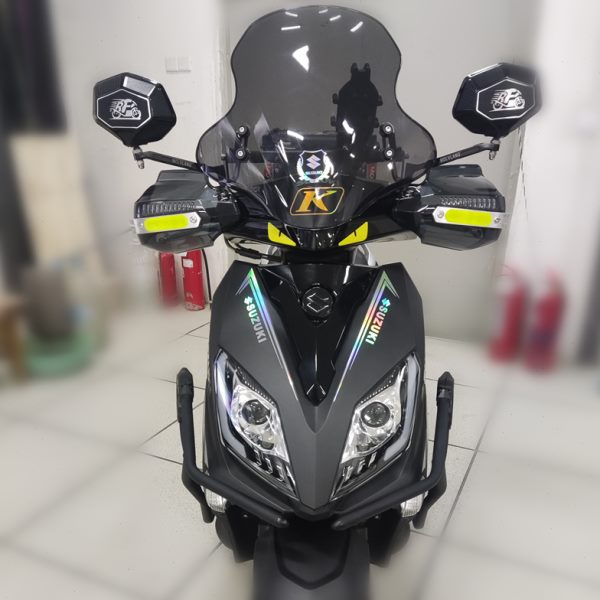 适用于铃木UU UE UY125车头拉花防水改装摩托车贴花反光车身贴纸