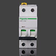 2P 小型 iC65N10D A断路器