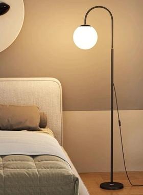 床头落地灯ins卧室客厅现代氛围沙发简约网红简约创意月球落地灯