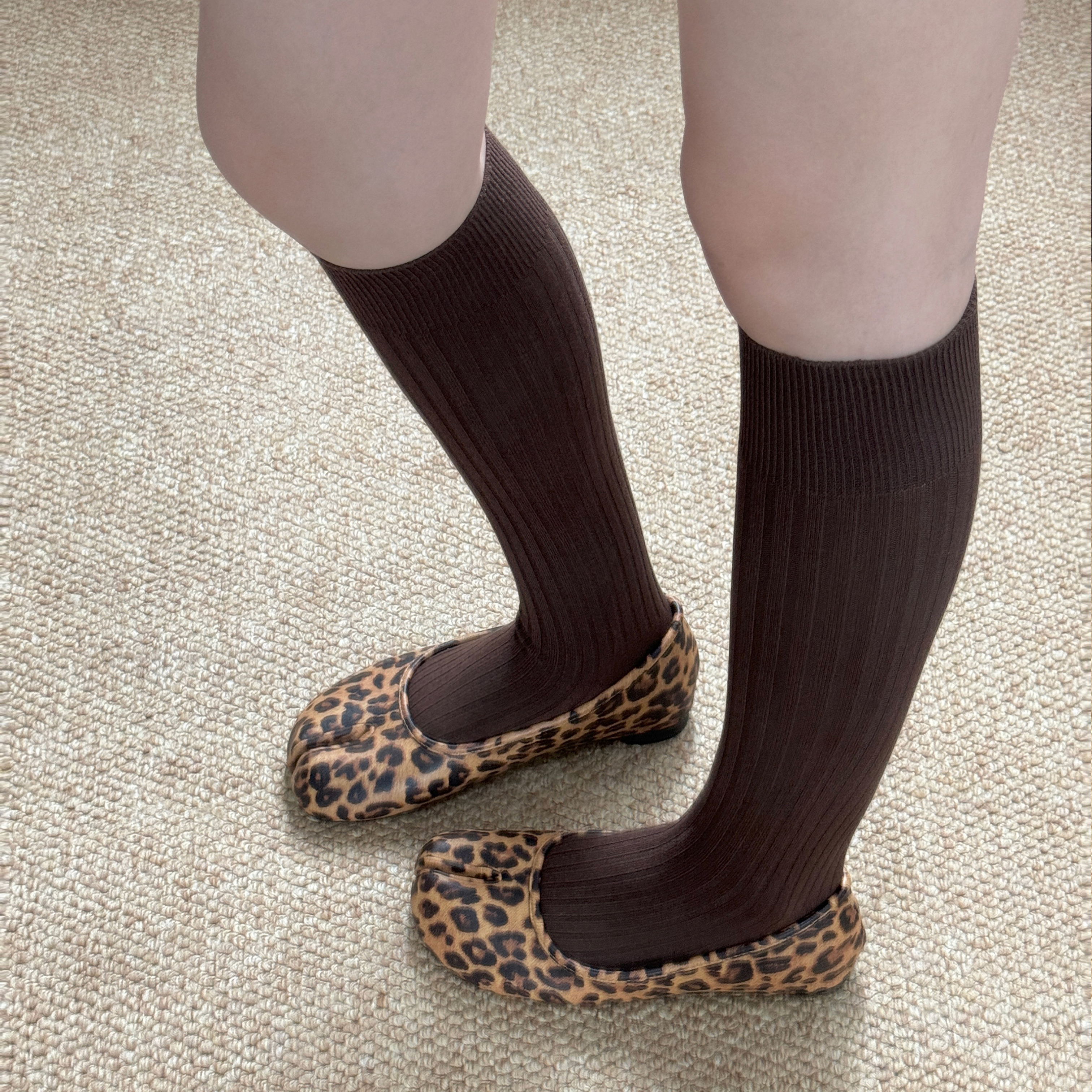 咖色分趾袜基础百搭小腿袜女细条纹2趾袜显瘦猪蹄袜马吉拉长袜秋