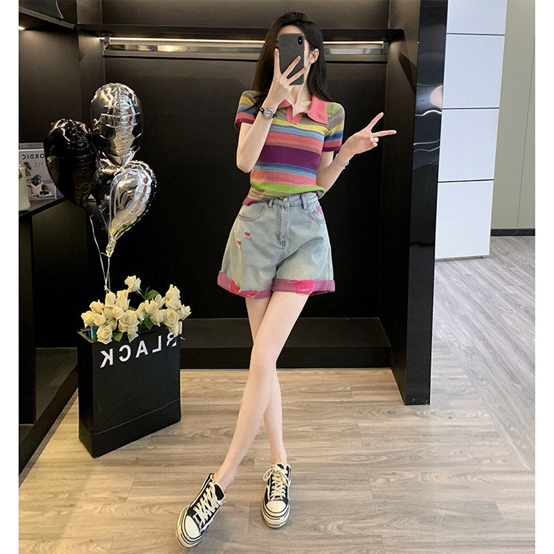 超火多巴胺休闲运动套装女夏季减龄小个子彩虹上衣牛仔短裤两件套