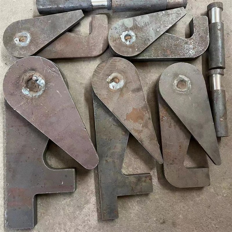 重汽豪沃自卸车渣土翻斗车后门自动钩安全钩手动锁钩保险尾门挂钩