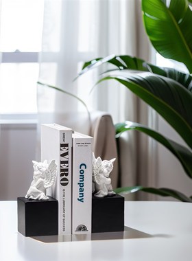 现代简约书挡书立摆件样板间书房装饰品创意人物雕塑工艺品书档