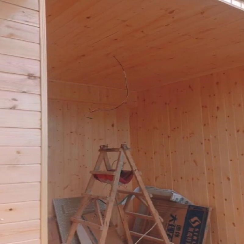 成都桑拿板吊顶阳台松木樟子松免漆扣板杉木护墙板墙群防腐木安装