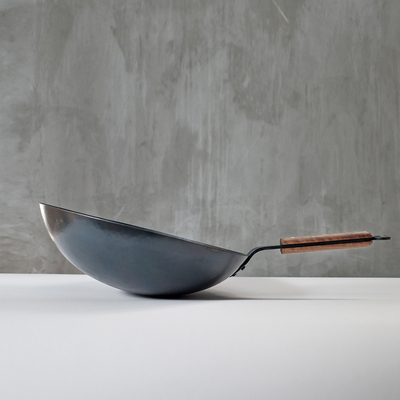 触造 圆底炒锅手工锻打胡桃木柄熟铁无涂层不粘中式燃气灶赠锅铲