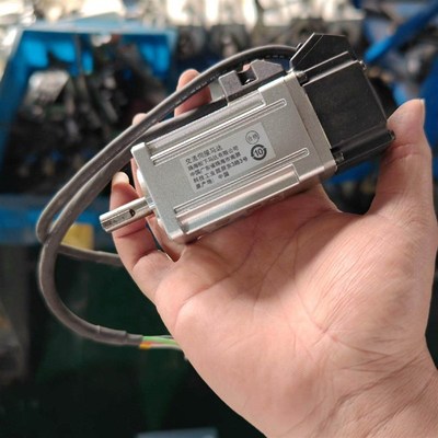 A6伺服电机MSMF012L1U2M没安装过的100W