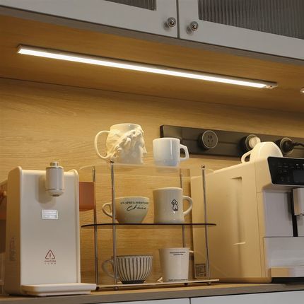 免布线led人体感应灯 充电式长条自粘展柜酒柜衣柜橱柜灯条灯带