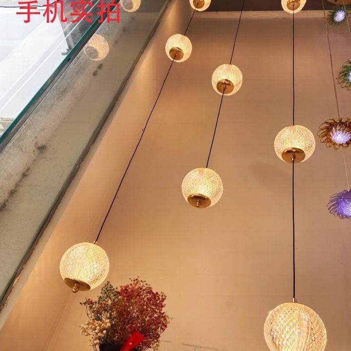 北欧楼梯吊灯现代艺术创意别墅复式狭小窄楼梯间中空loft一线多头