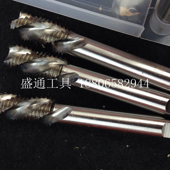 //5M24X2M2M2X1X2./X1.5/22螺旋机用丝锥/.25M24M2M24X12左