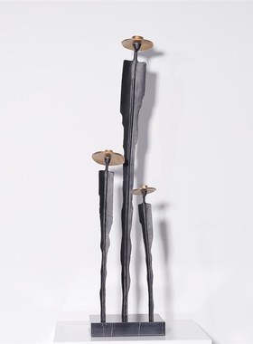 现代简约新中式金属人物组合摆件样板间茶几创意带帽高脚雕塑