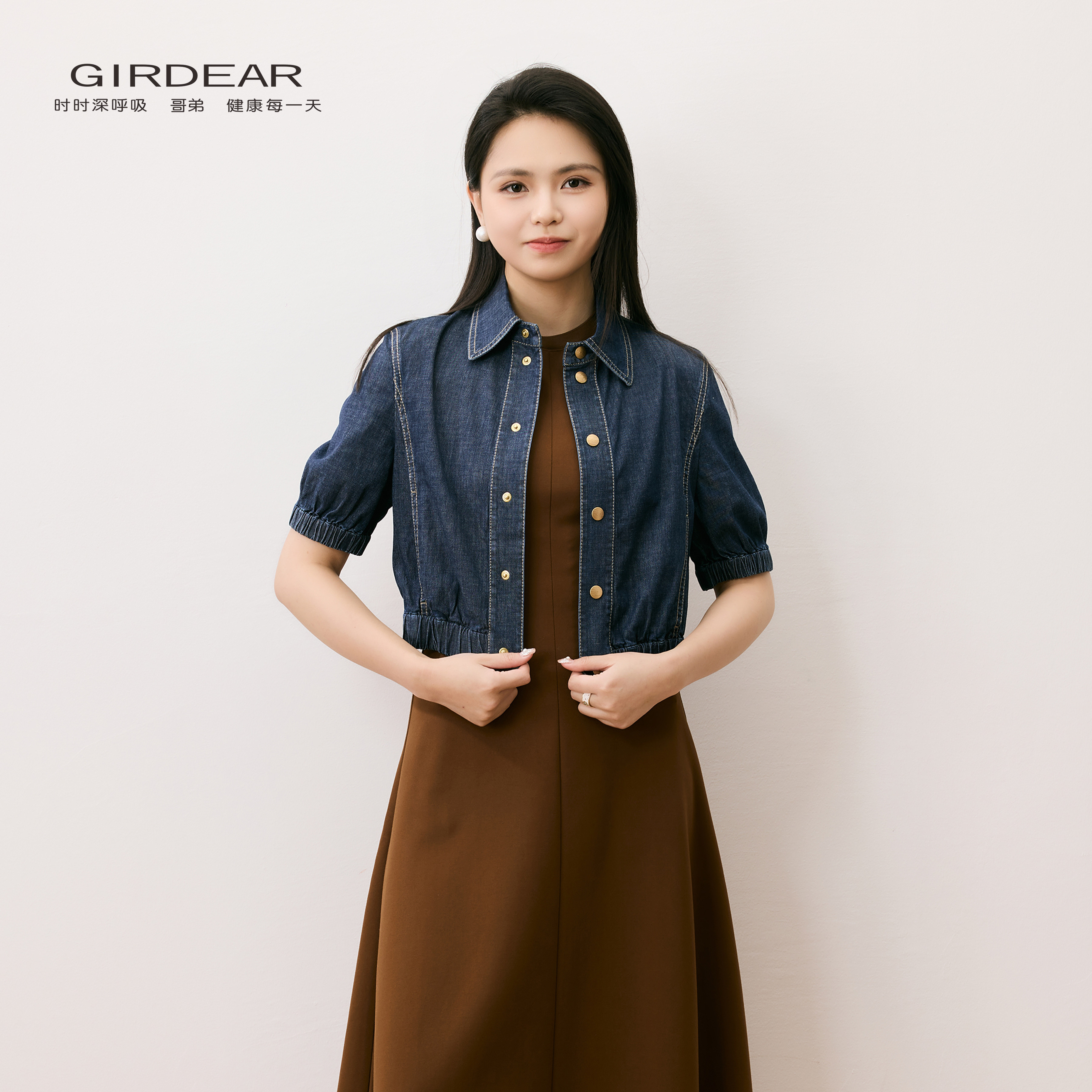 Girdear/哥弟夏季泡泡袖牛仔衬衫短袖宽松短款上衣外套1300847