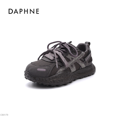 达芙妮2025新款复古水钻德训鞋