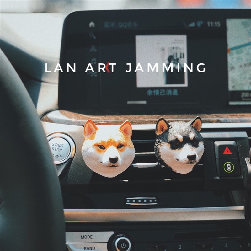 车载柴犬秋田犬狗头香薰扩香石花纹定制汽车出风口香水夹可爱装饰