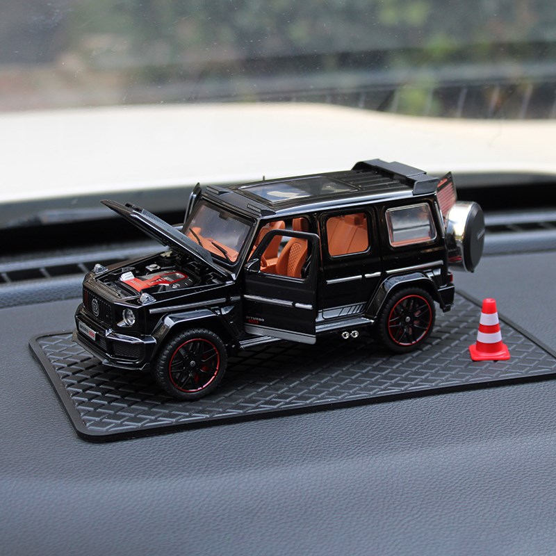 G800巴博斯合k金模型汽车饰品摆件男士高端大气车载仪表台车内装