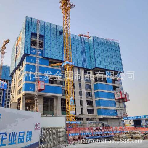 现货出售广州灰色爬架网建筑工地脚手架外围防护网米字型冲孔网