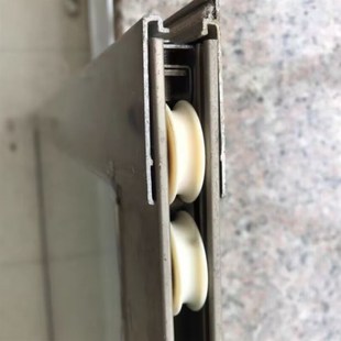 4个装 铝合金门窗滑轮不锈钢移门轮配件推拉窗户轨道滚轮 828型老式