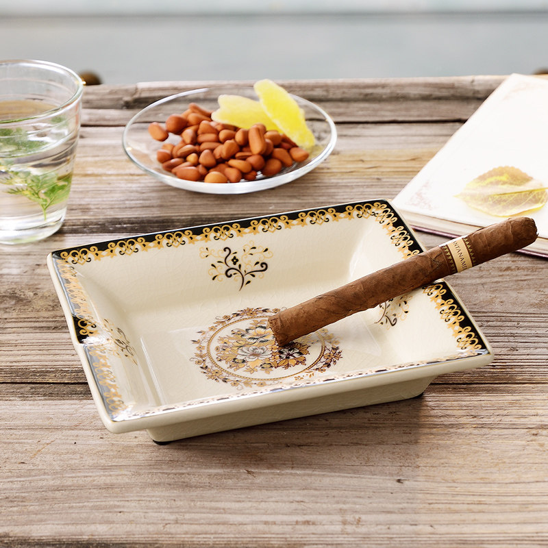 欧式客厅烟灰缸创意家用陶瓷雪茄大号复古土豪金潮流奢华时尚烟缸