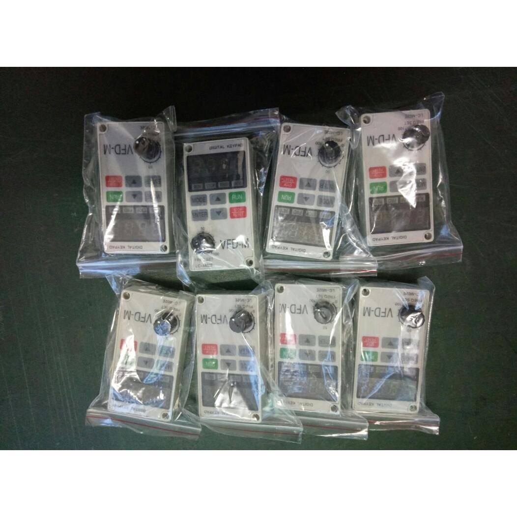 LC-M02E LC-MO2E LC-M2E全新可通用台达变频器面板VFD-M
