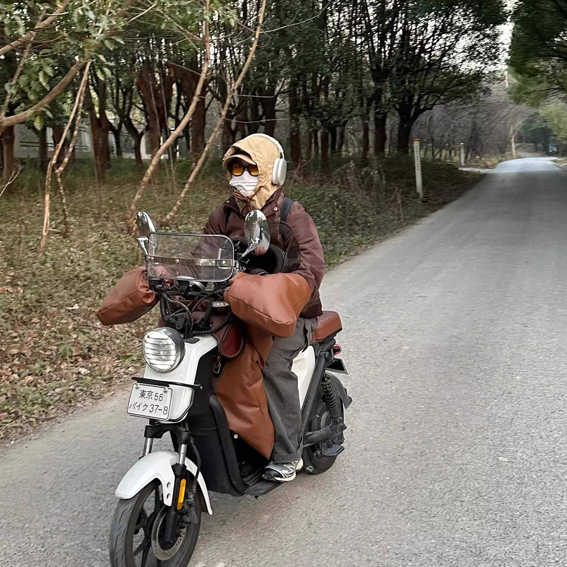 小牛u1d/e电动车挡风被机车冬季加绒加厚防雨水罩皮质2024新款