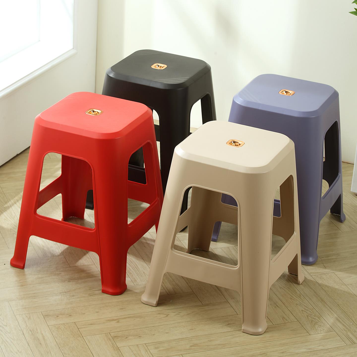 塑料凳子家用时尚ins加厚加高49cm展会聚餐椅客厅熟胶防滑可叠放