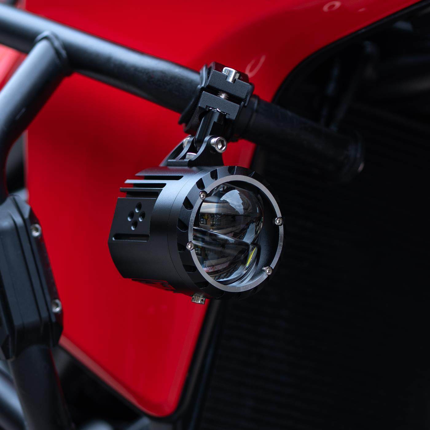 机车射灯强光外置双透镜切线 线led矩阵远近客厅灯防水鸣笛爆闪摩,摩托车/装备/配件,摩托车车灯,淘宝优惠券,粉丝福利购,淘宝优惠卷