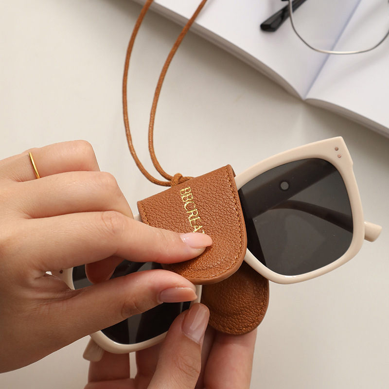 旅游必备用品旅游磁吸帽子夹防丢夹子出差便携式旅行用品大全