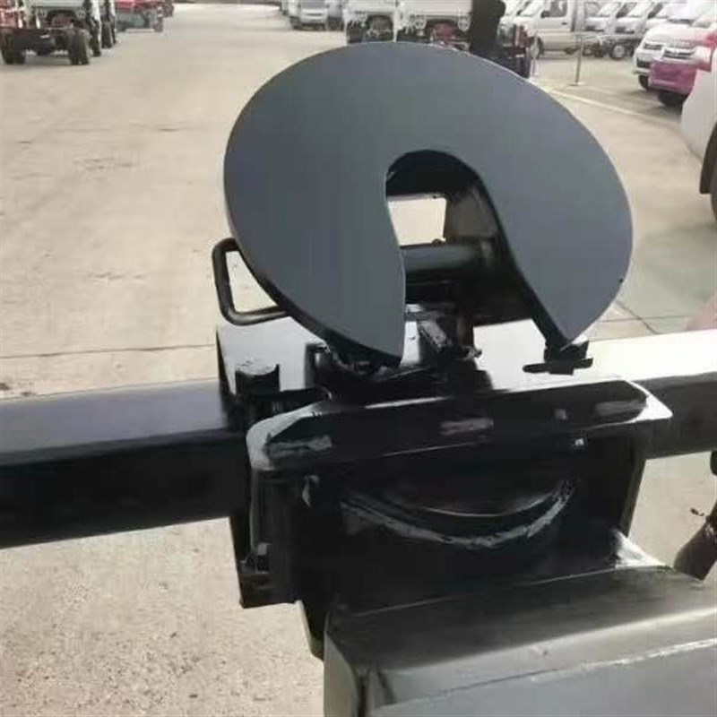 清障车老虎头牵引座道路救援拖车半挂牵引盘鞍座车挂转向卡拖座