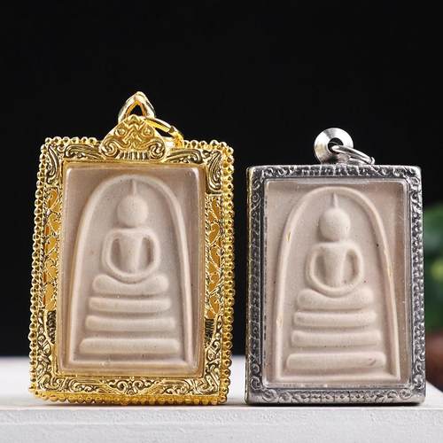 泰国佛牌龙婆培2539年喷系列崇迪佛自身老牌项链吊坠