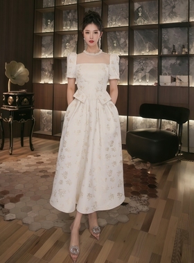 六爻定制 法式赫本风名媛显瘦优雅时尚连衣裙 21727