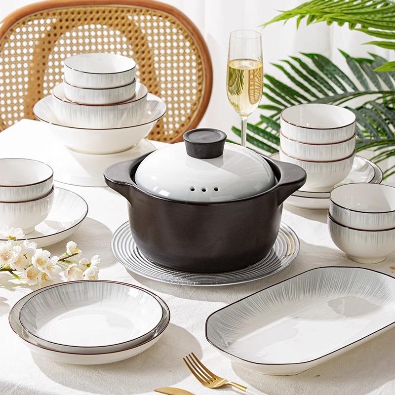 碗碟套装家用釉下彩饭碗家用简约现代2025新款陶瓷碗盘筷餐具套装