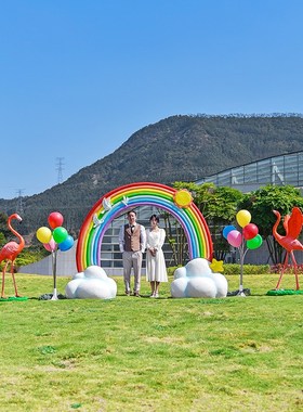 仿真火烈鸟小区公园林景观装饰品婚庆橱窗玻璃钢发光云朵雕塑