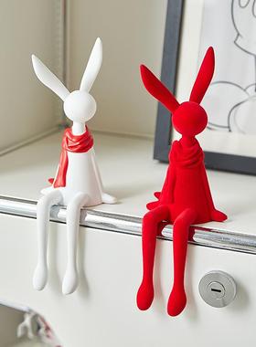 坐姿长耳兔子摆件2025新款客厅酒柜电视机玄关柜高级感小众装饰品