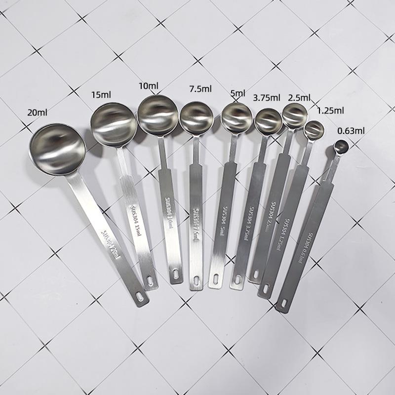 304不锈钢量勺3.75ml一体成型5克盐勺厨房餐厅商用调味控盐勺子