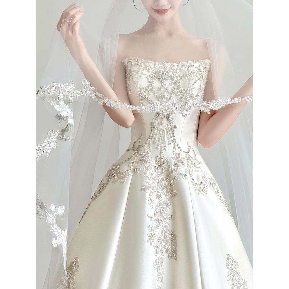 法式头纱新娘主婚纱高级感婚礼头饰蕾丝花边覆古大拖尾重工蒙头纱