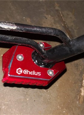 适用光阳赛艇 iing   改装侧脚撑加大垫座