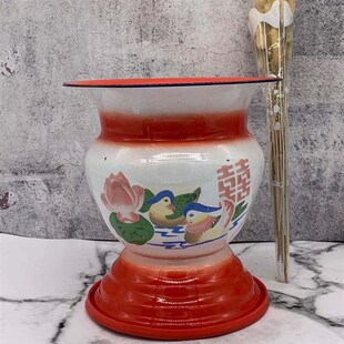 。加加厚搪瓷脚痰罐带盖带暖垫怀旧儿童老用痰盂坐便器尿