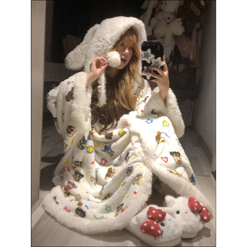 可爱卡通小新法兰绒睡袍女秋冬毛茸茸加厚保暖连帽外套家居服睡衣