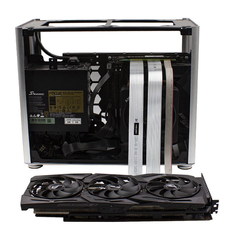 pcie4.0显卡延长线竖装PCIe4无损90度角转接连线x16机箱连接