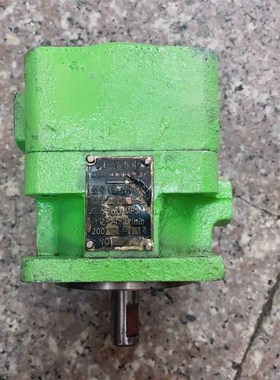 YB1-2.5叶片泵液压油泵上海秦申液压机械10/16/100磨Y床低压定量