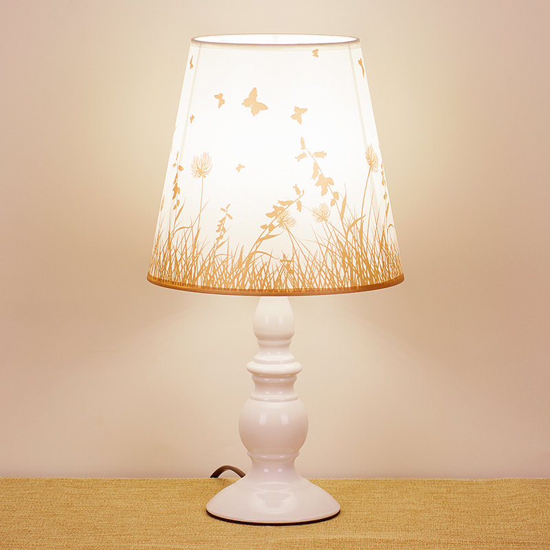 欧式台灯卧室床头柜现代创意时尚浪漫田园调光暖色光小台灯